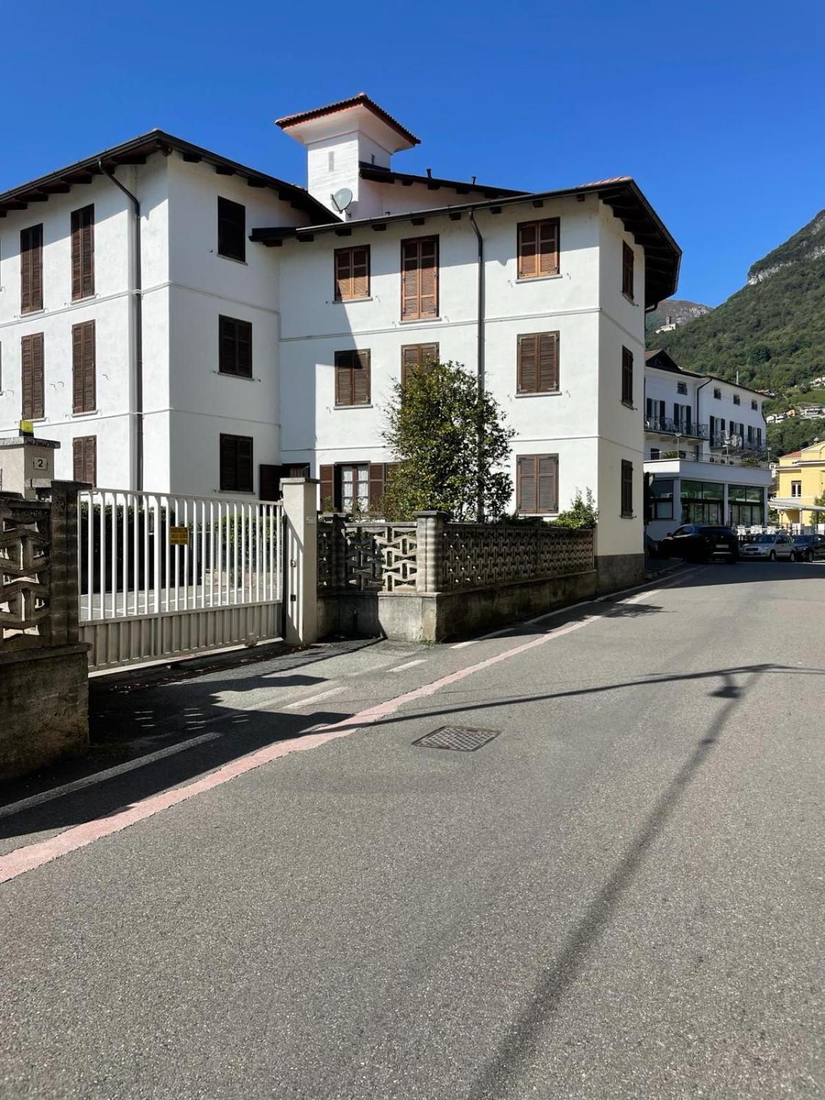 Lakeside Apartment Gravedona Exterior photo